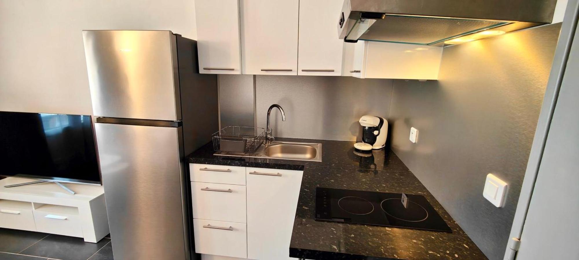 Appartement With Balcony Near Downtown *